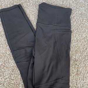 Black Athleta leggings with pockets.  Full length